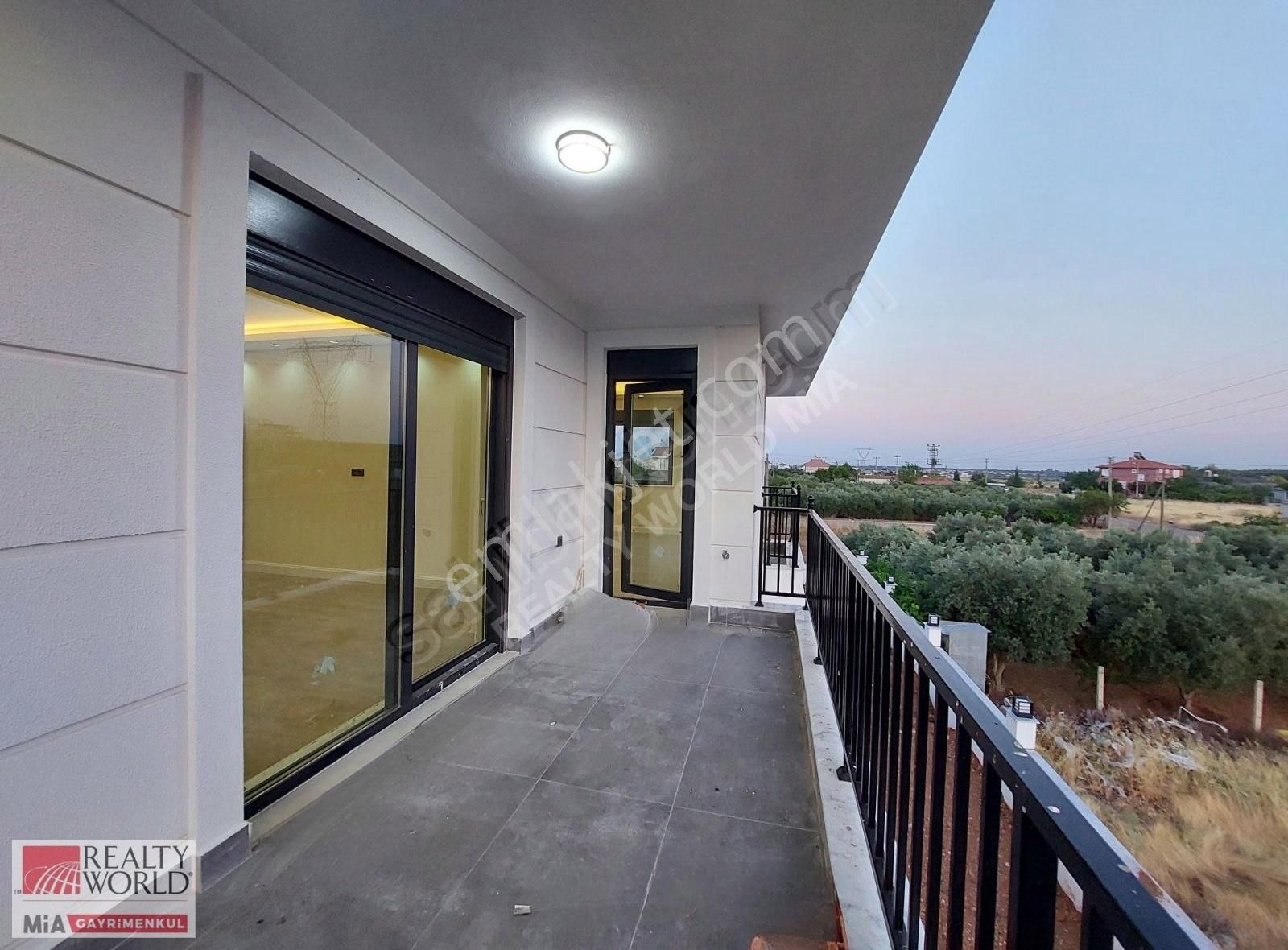 Antalya Döşemealtı'nda 668 M2 Arsa İçinde Satılık 4+1 Müstakil Villa - Görsel 29