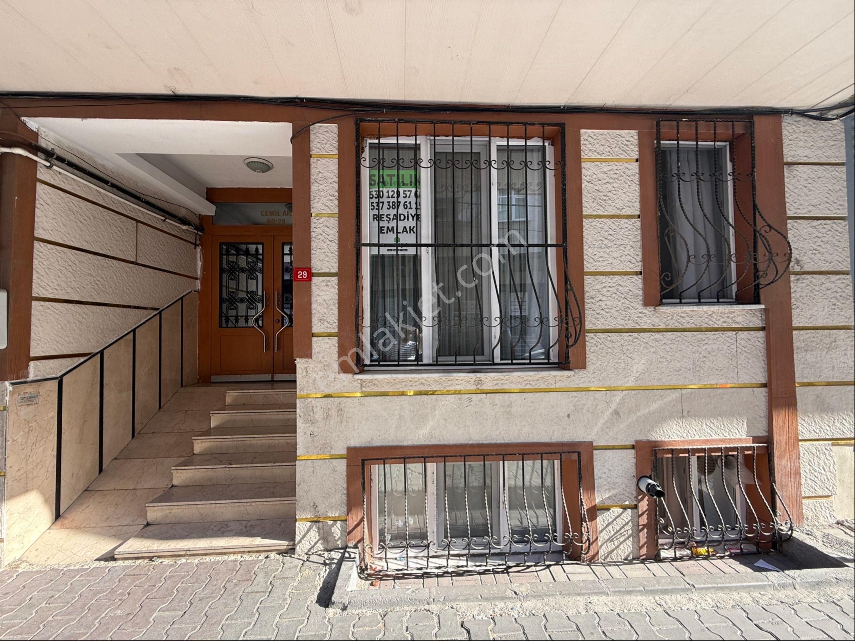 Reşadiye Emlaktan Yeni Daire Yüksek Giriş Kat 2+1 Amerikan Mutfak Krediye Uygun - Görsel 3