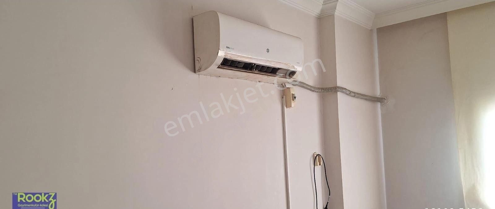 Meydan Mahallesi 509 Sokak Yanında Satılık Eşyalı 1+1