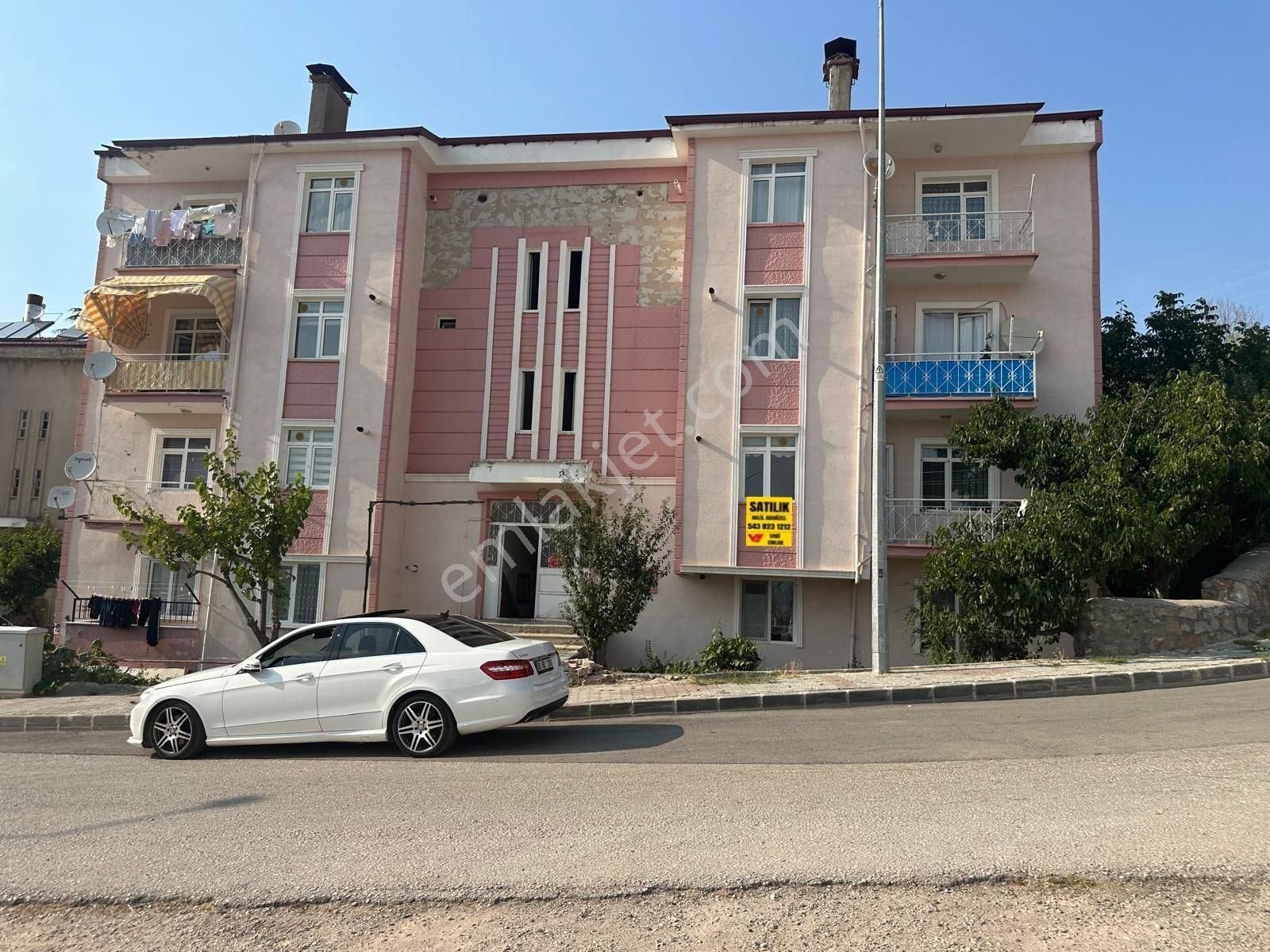 Vadi Emlak'tan Bahçelievler Mahallesinde 2+1 Satılık Daire