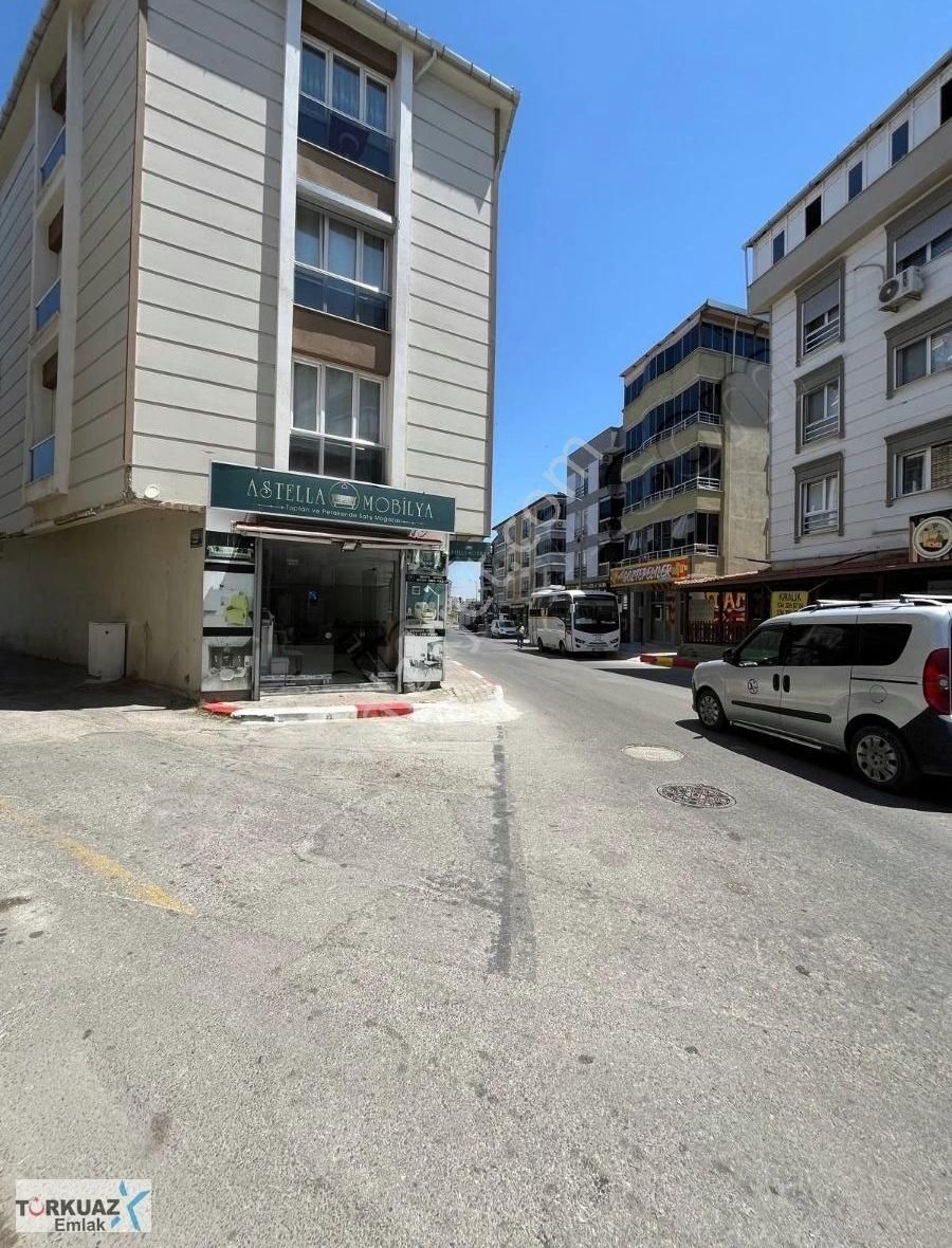 Torbalı Merkezde Sınırsız Kredili Acil Satılık 3+1 Geniş Daire