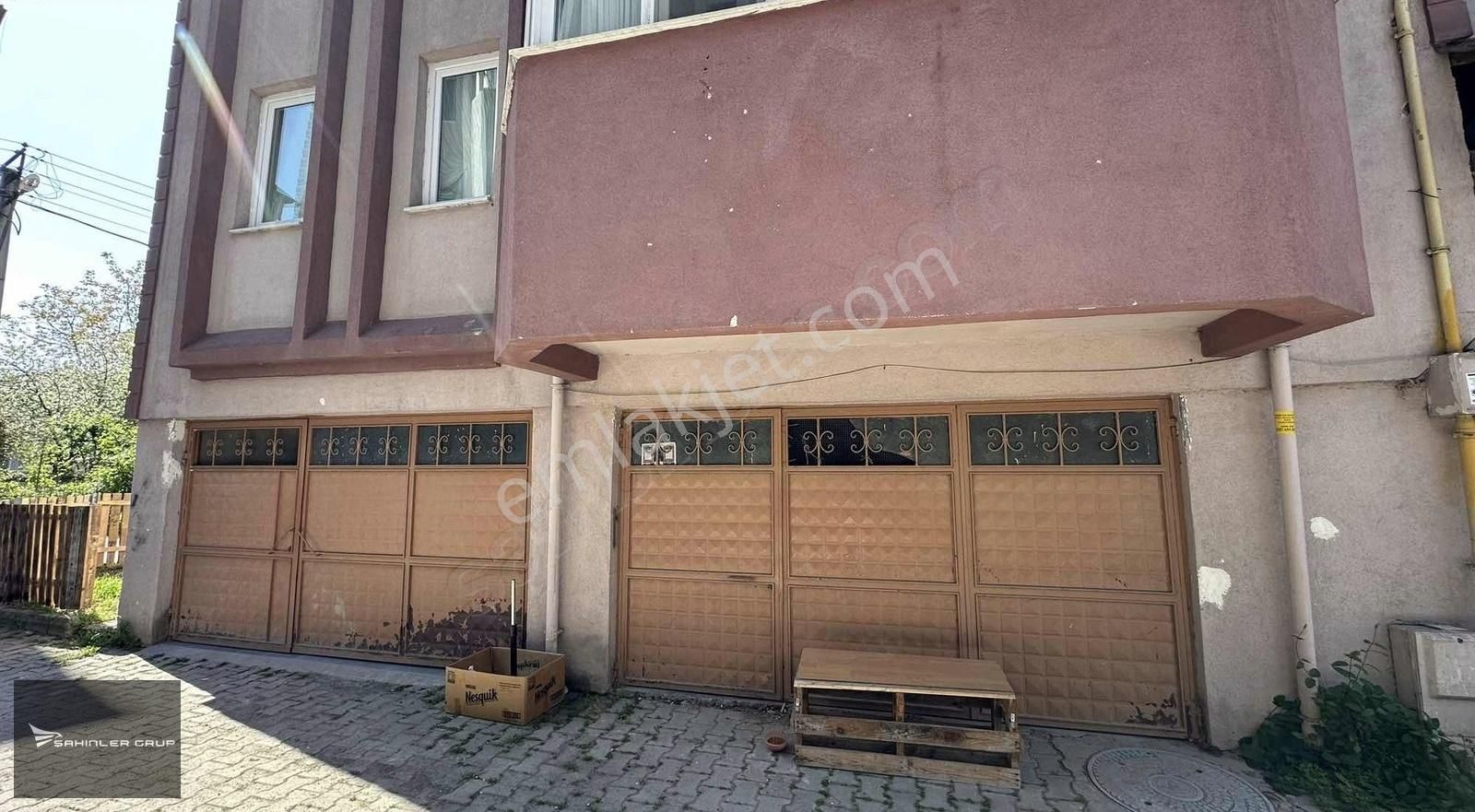 *yatırımlık Fırsat*130 M² Dubleks Daire+90m² Daire'ye Ait Garaj!