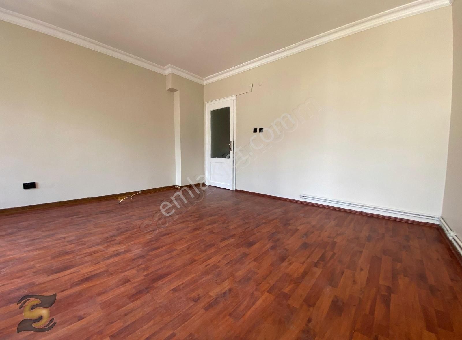 Kartaltepe'de Site İçerisinde 3+1 Tadilatlı Arakat Ferah Daire !
