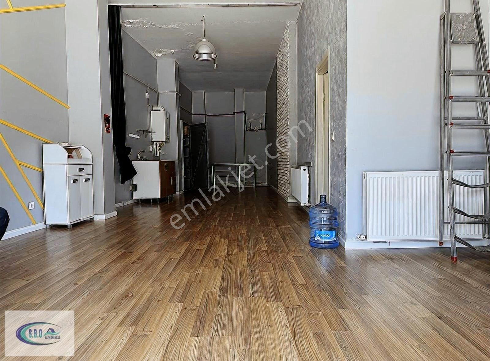 Samandıra Merkezde 160 M2 Satılık İskanli Dükkan