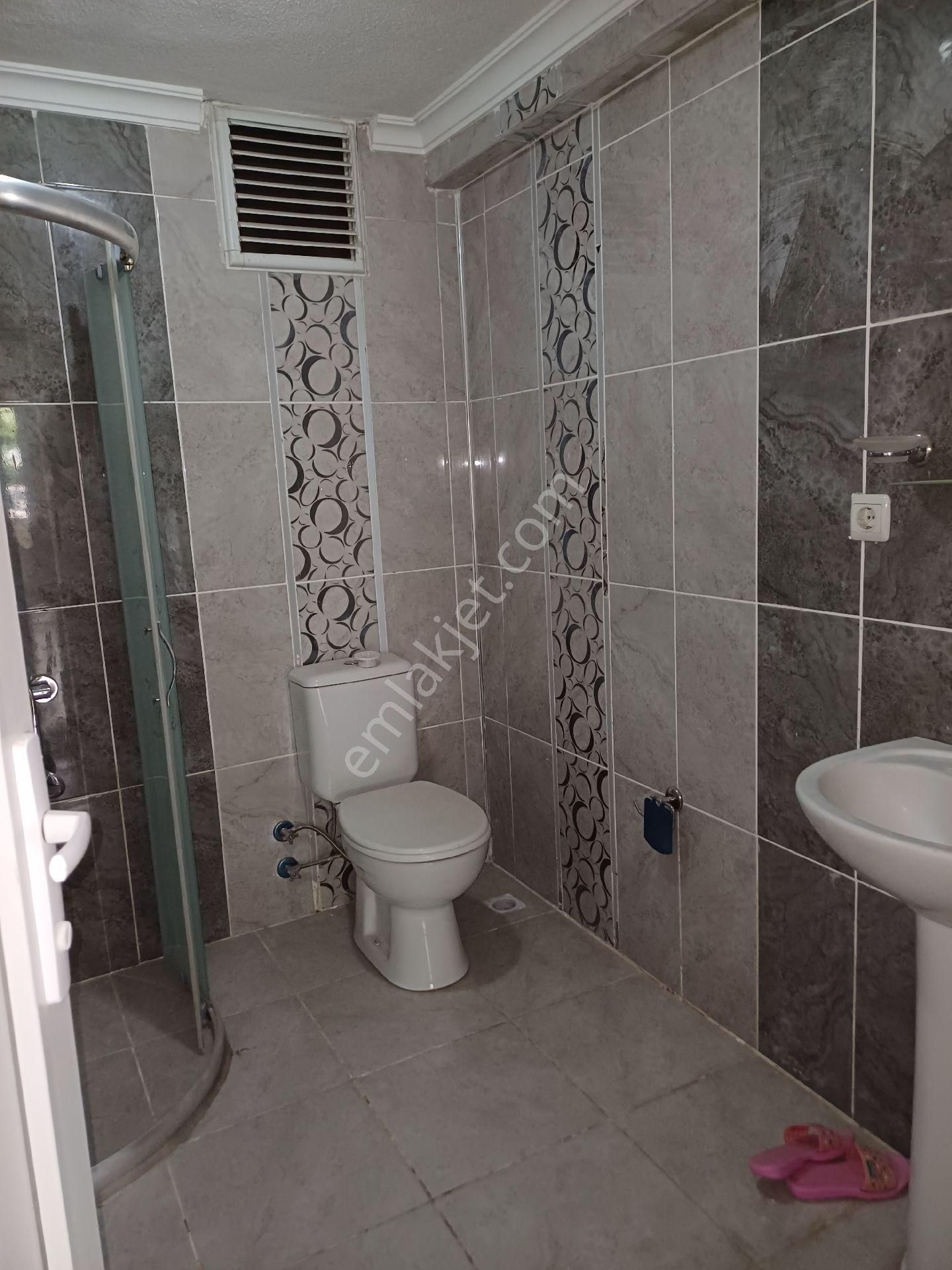 Cumhuriyet Mahallesi 20'lik Cadde Arkası Daire - Görsel 10