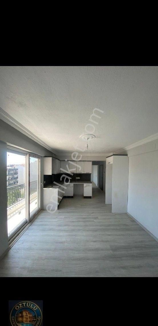 Öztülü Emlak'dan: Kiralık 1+1 Sıfır Daire