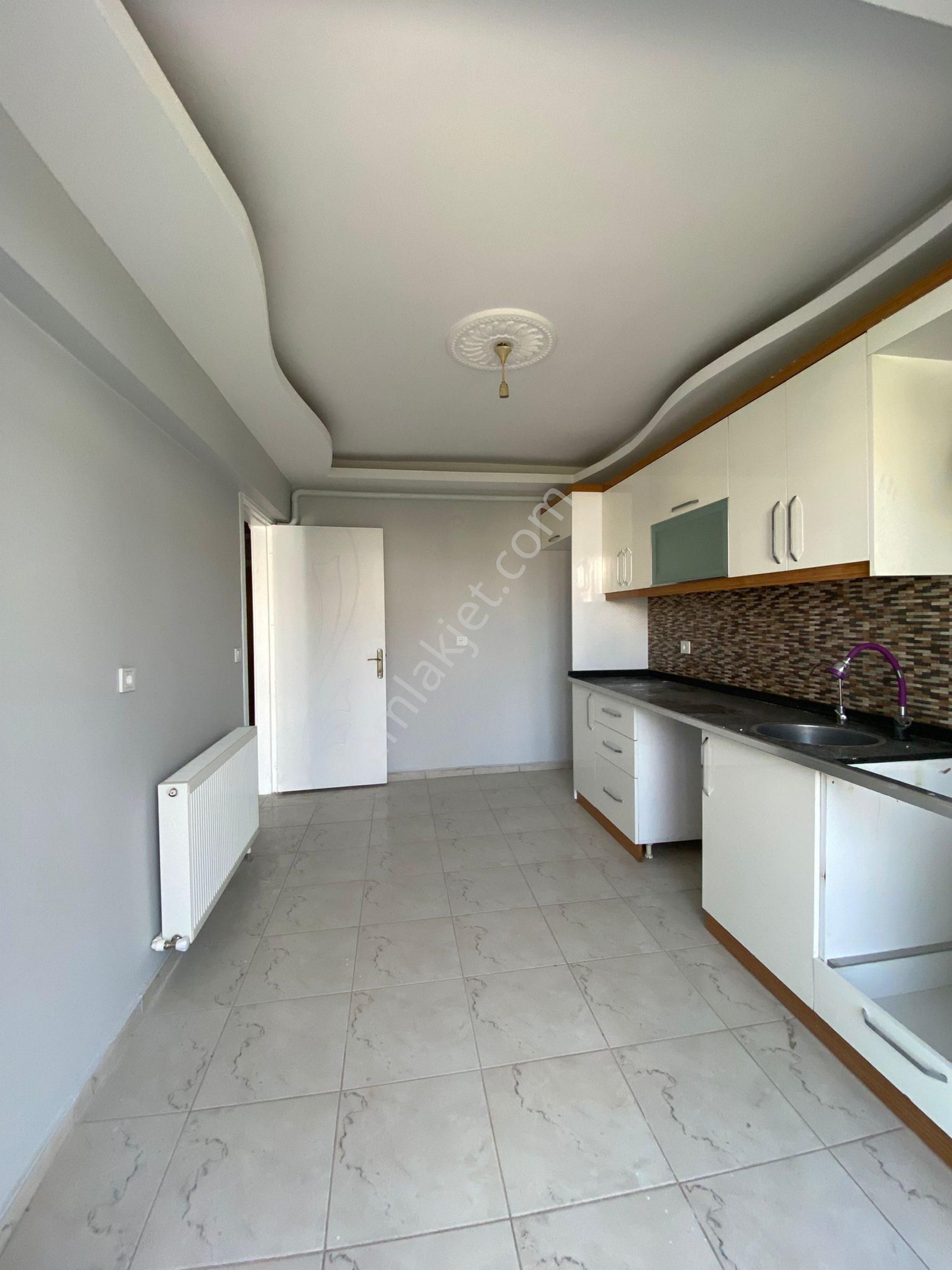 Ayrancılar Fevziçakmak’ta Ara Kat 2 + 1 Doğalgazlı Kiralık Daire