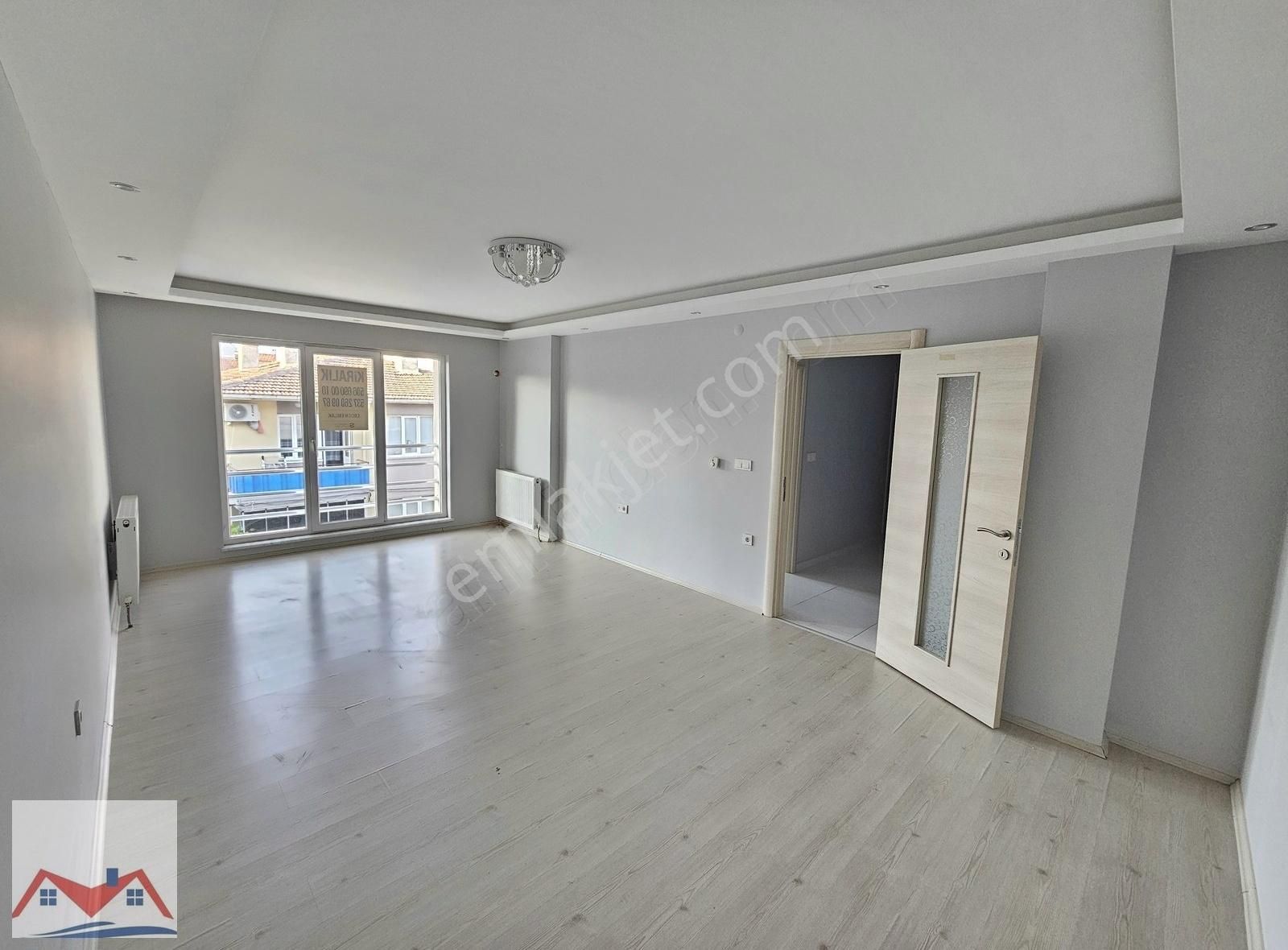 Yıldız Mah.il Jandarma'ya Yürüme Mesafesinde Kiralık 2+1 Daire