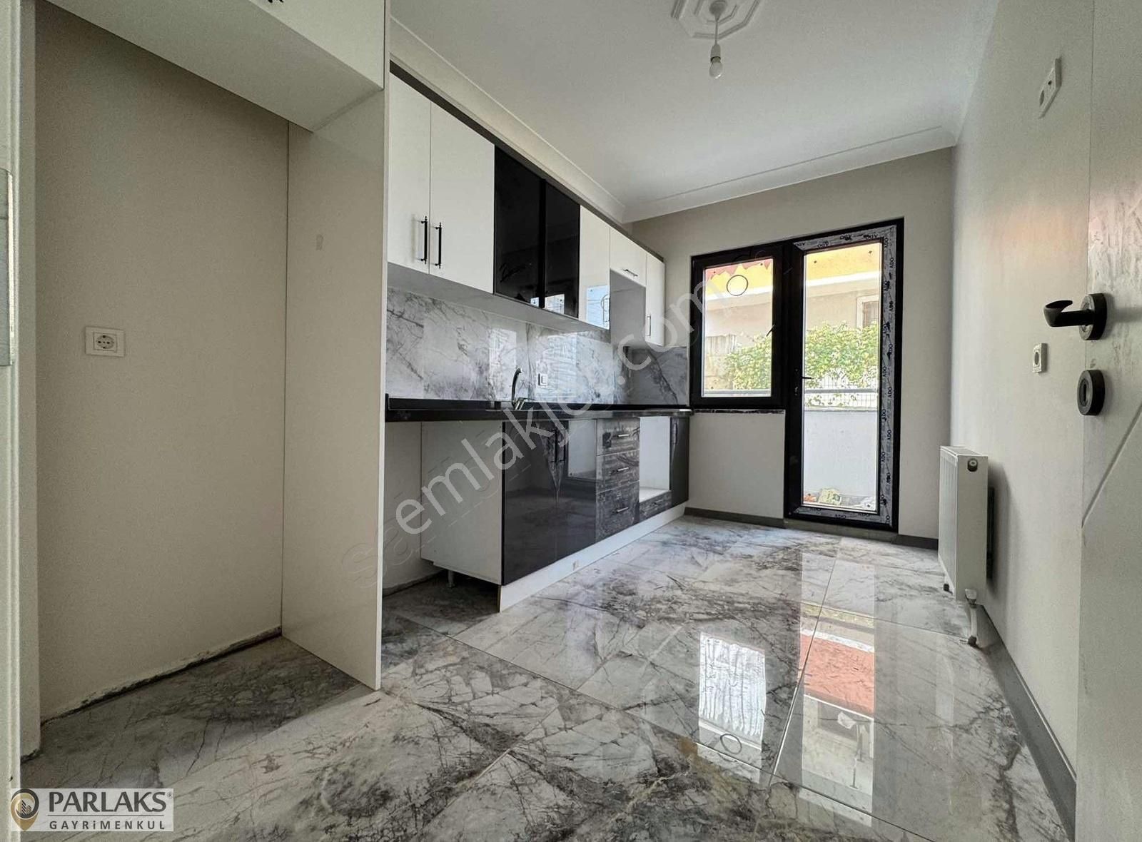 Atatürk Caddesinde Uygun Fiyata Satılık 3+1 125m² Yüksek Giriş