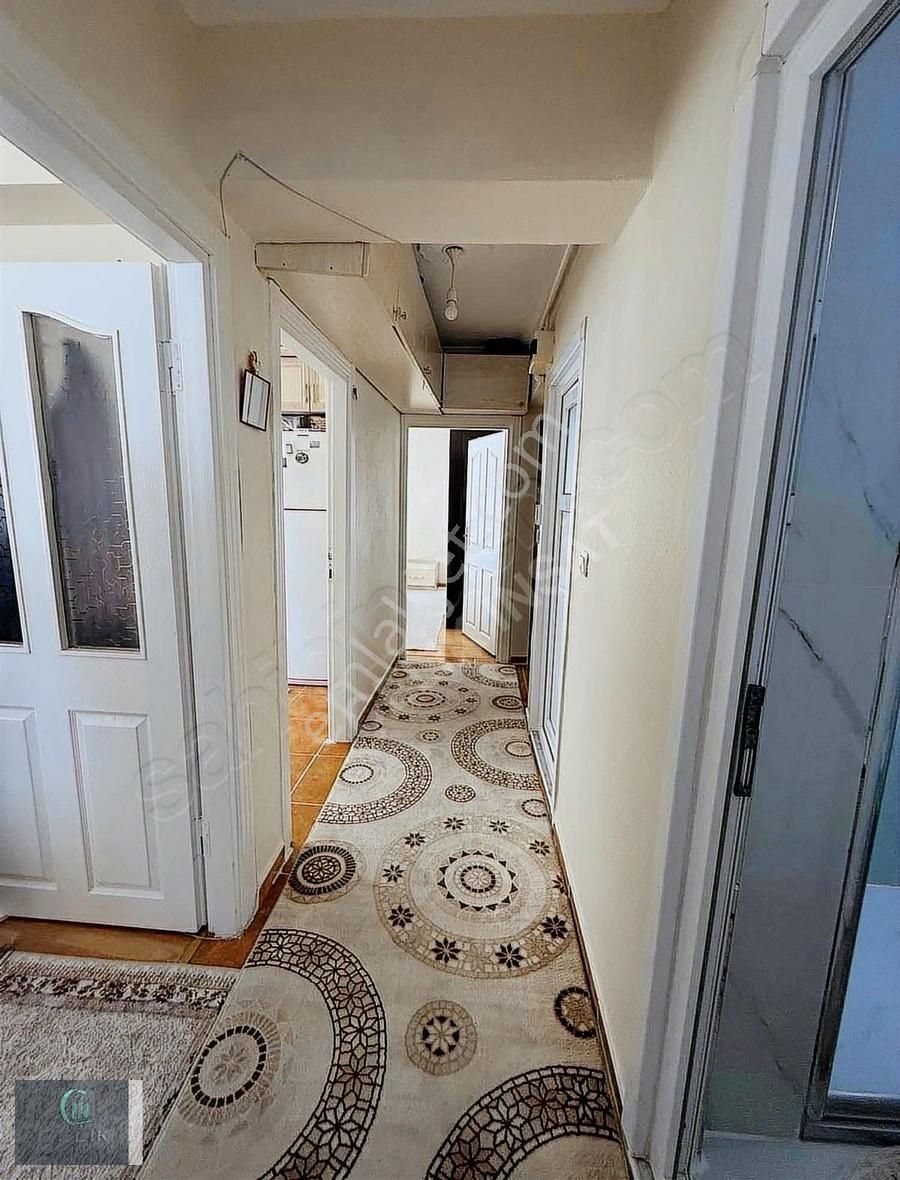 G.o.p.karadeniz Mah Çelik Emlaktan Satılık Asansörlü Daire 2 Kat - Görsel 5