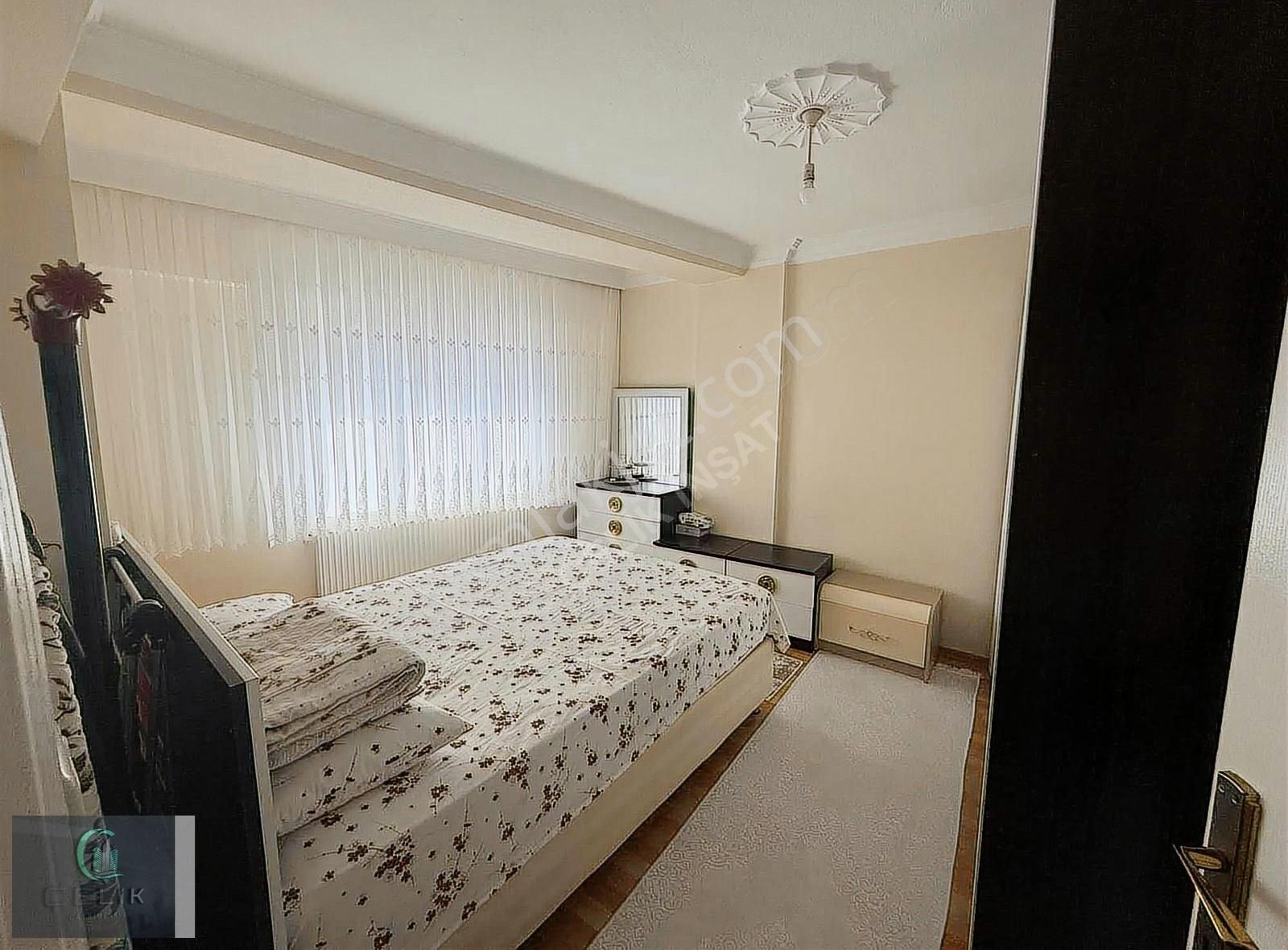 G.o.p.karadeniz Mah Çelik Emlaktan Satılık Asansörlü Daire 2 Kat - Görsel 8