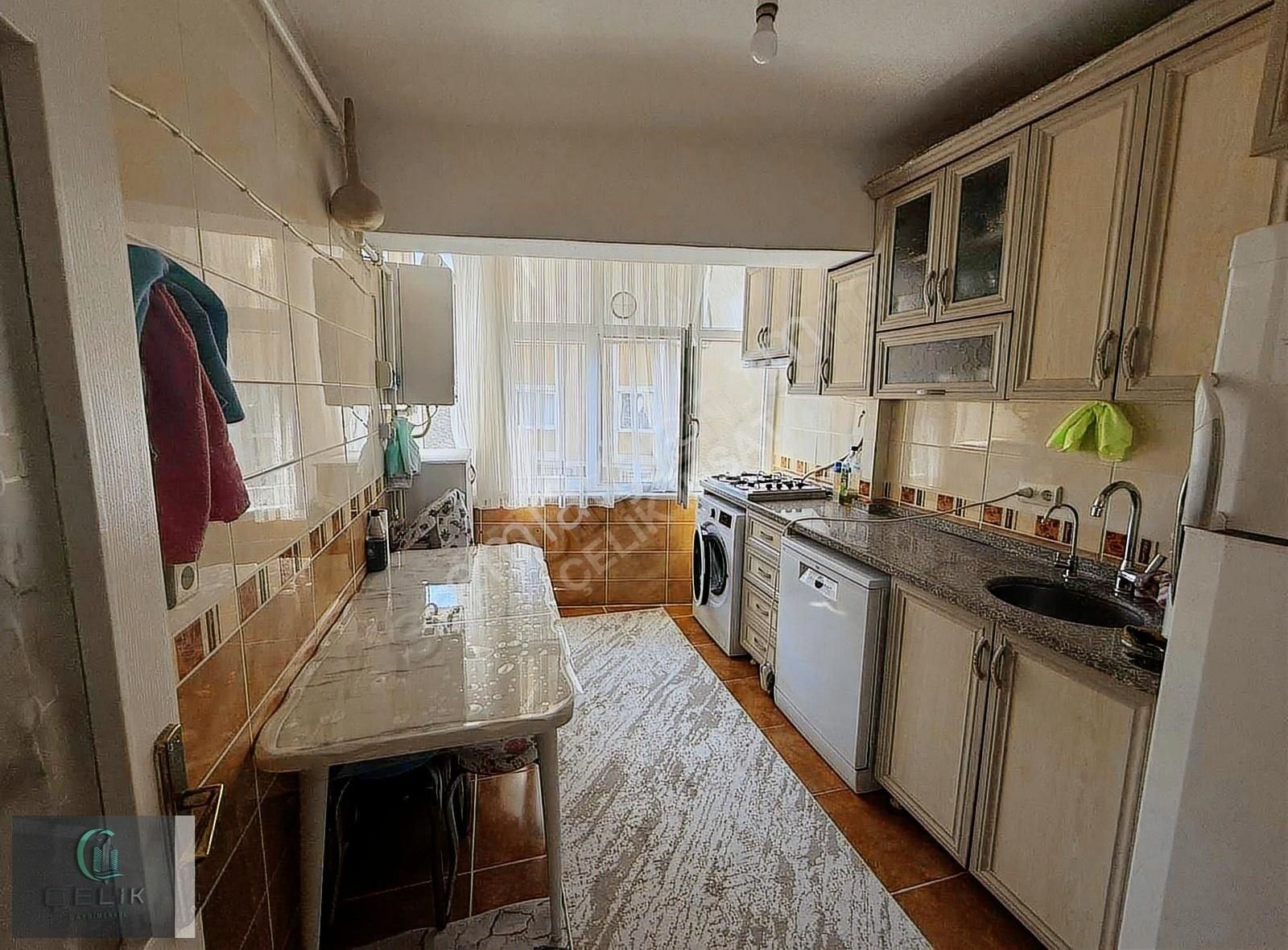 G.o.p.karadeniz Mah Çelik Emlaktan Satılık Asansörlü Daire 2 Kat - Görsel 3