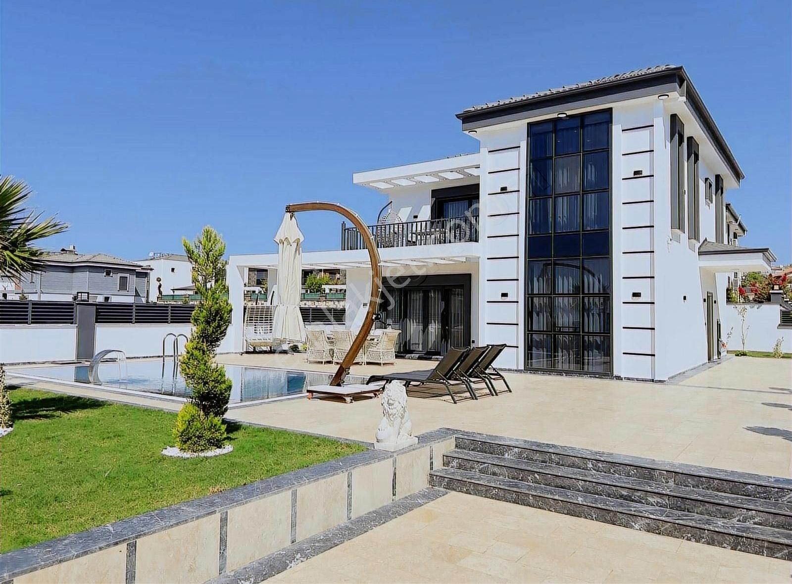 Didimin Gözde Villası 500 M2 Arsa İçinde 4+1 Ayrı Mutfaklı