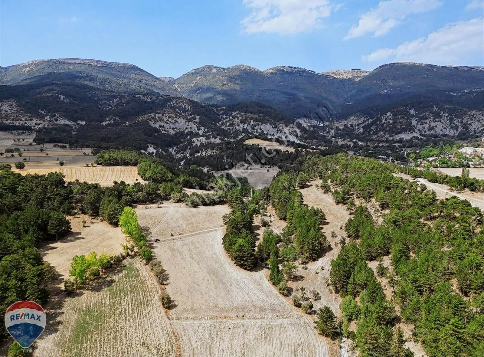 Mudurnu Kilözü Köyü’nde Orman Eteğinde, Yola Cepheli 6.501 M² Tarla - Görsel 5