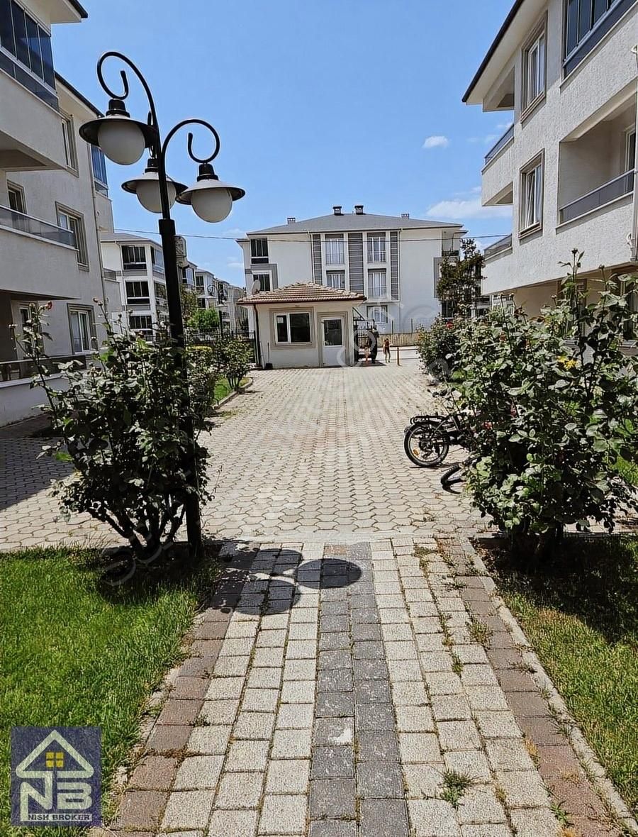 Kozluca Yolu New Life Sitesi Satılık 3+1 Daire