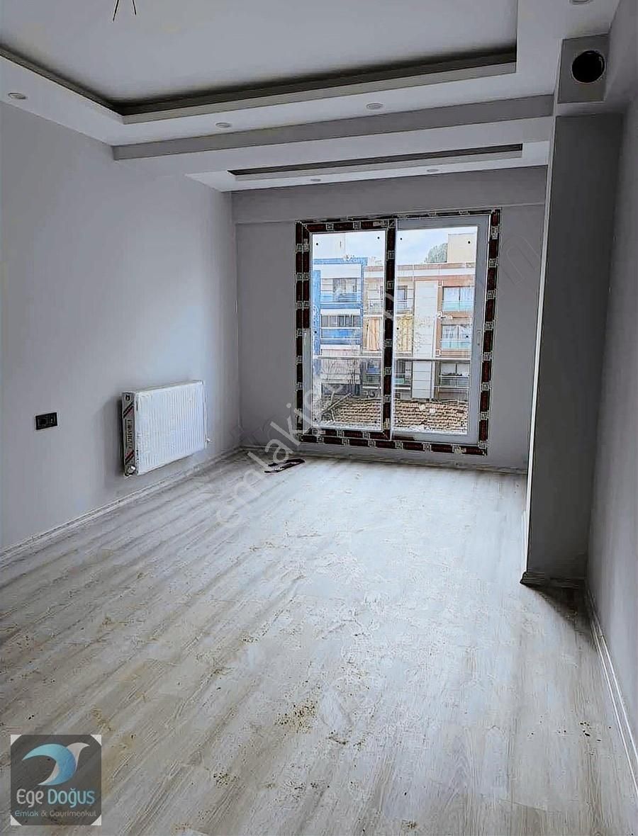 Manisa Muradiye'de İstasyon Civarı 2+1 Ara Kat Satılık Daire