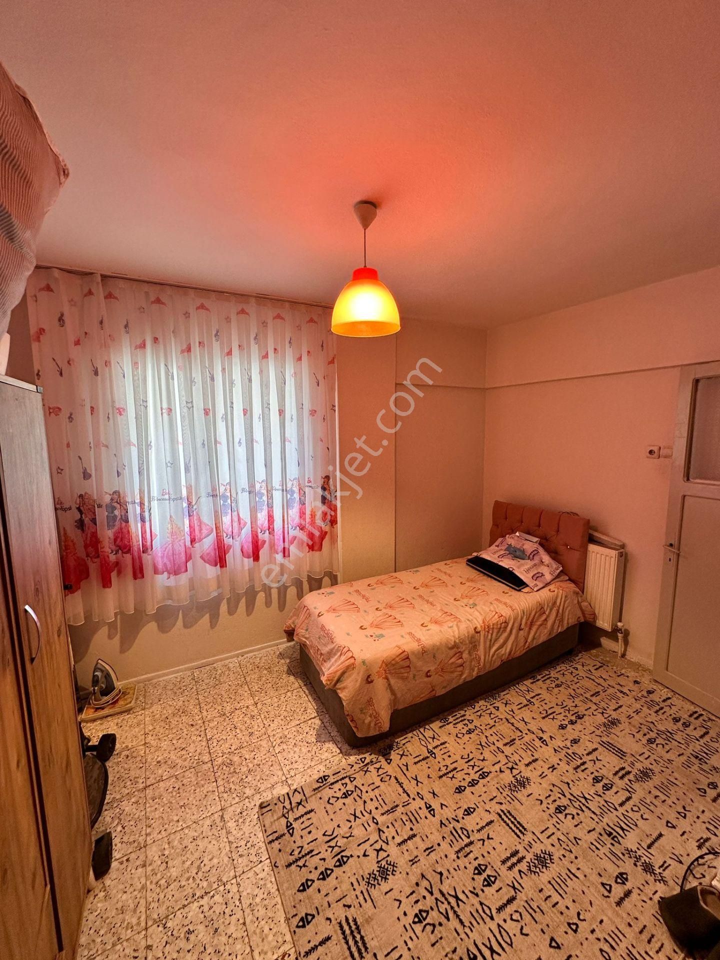 Bornova Mevlana Mahallesi'nde 4 Katlı Komple Satılık Bina - Görsel 12