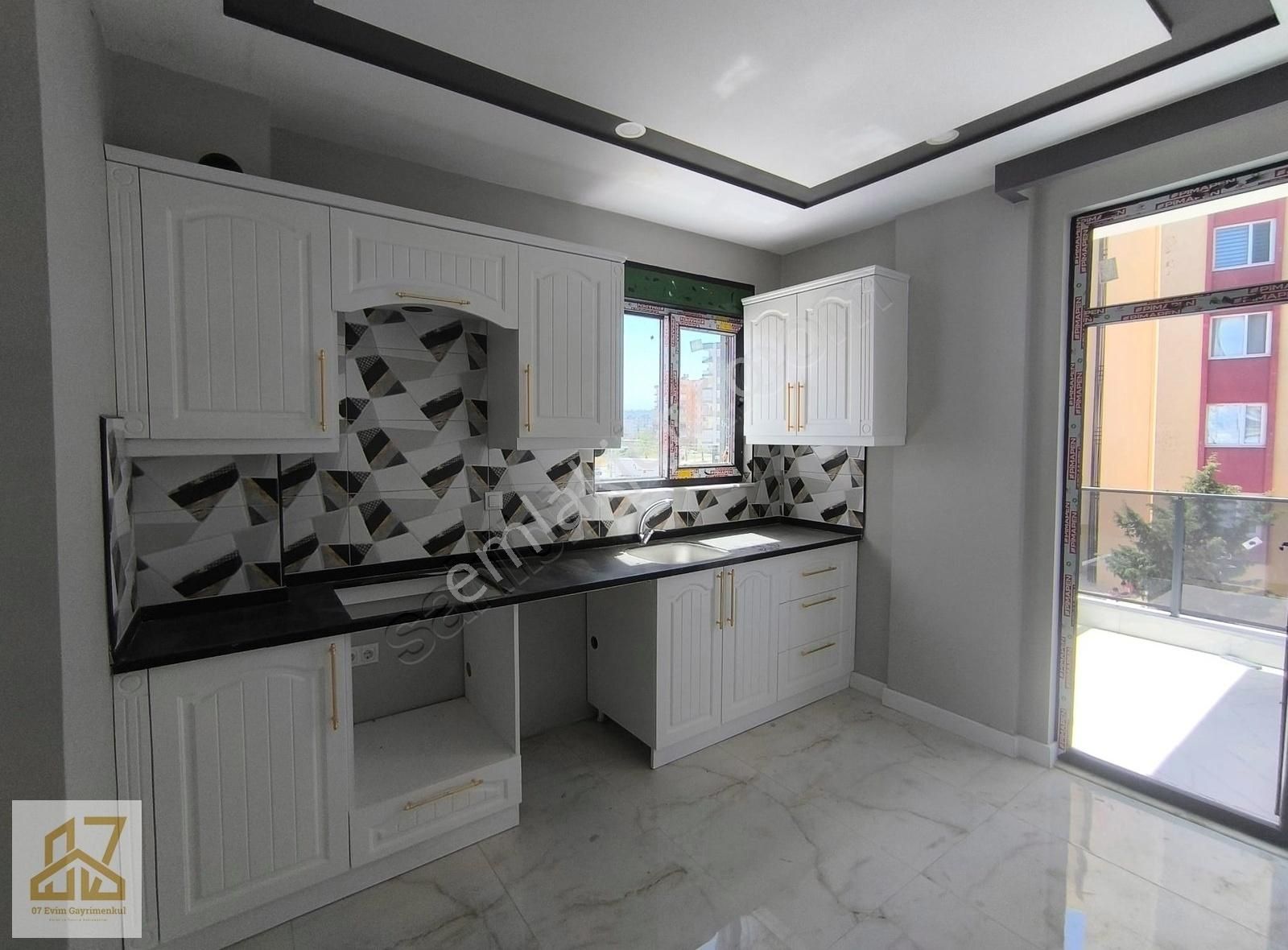 Kepez De Tranway Dibinde 2+1 Ara Kat Herseyı Ayrı Sıfır Daire