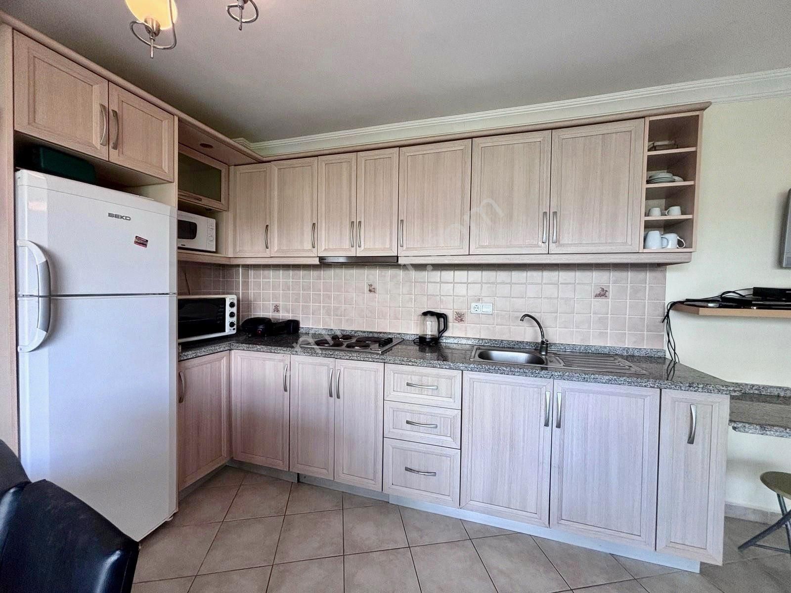 Denize Yakın Sitede Satılık Bahçeli Ev Eşyalı Daire Özel Plajlı - Görsel 14