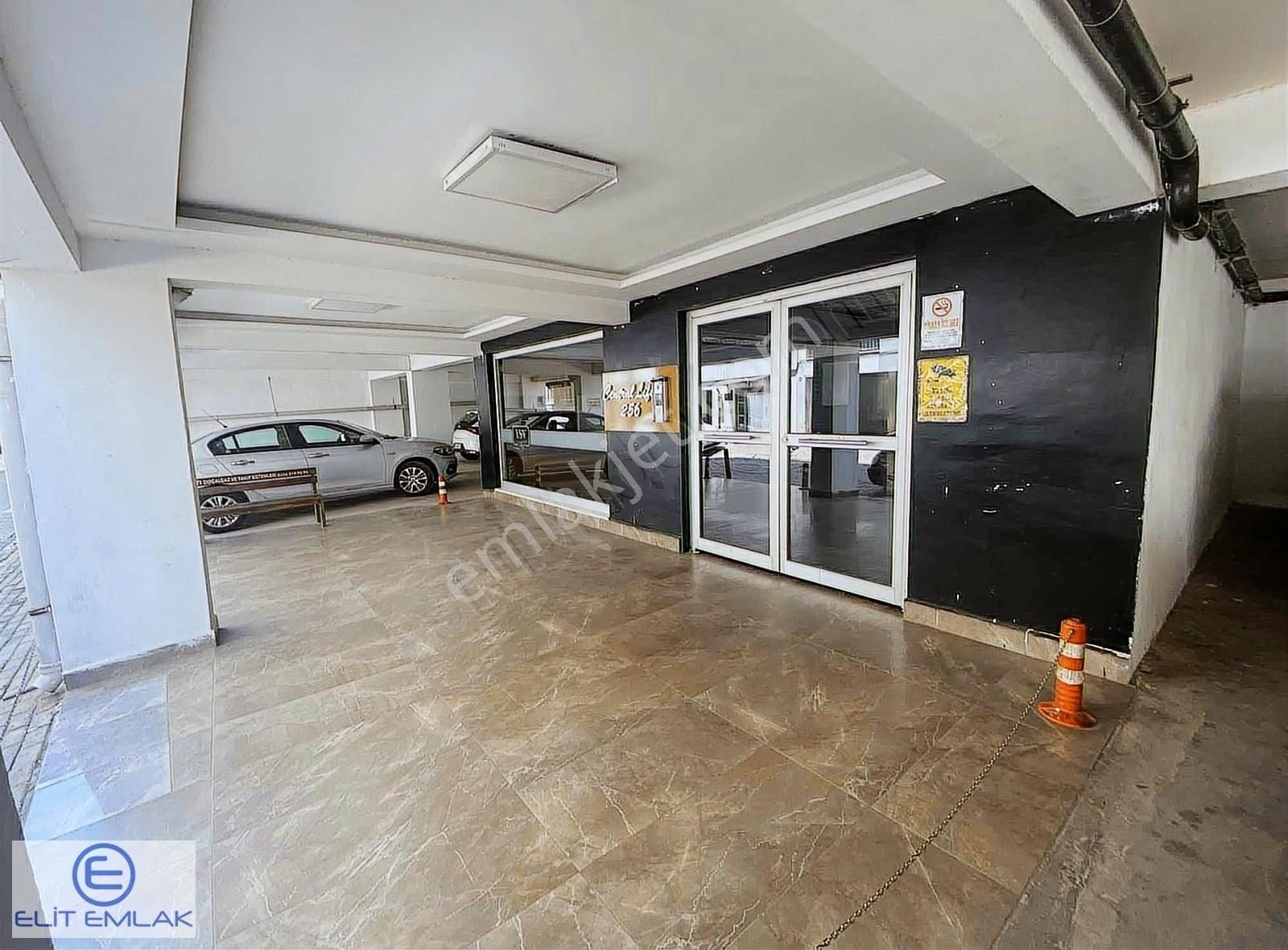 Elit Emlaktan 1+1 Fiyatına Kiracılı 2+1 Satılık Dubleks - Görsel 2