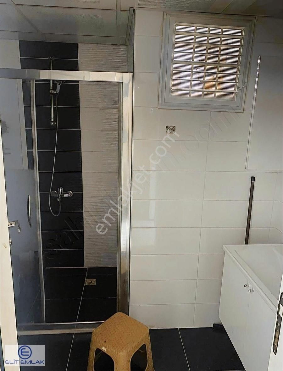 Elit Emlaktan 1+1 Fiyatına Kiracılı 2+1 Satılık Dubleks - Görsel 15