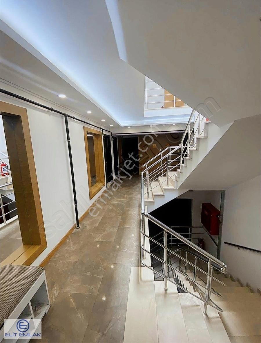Elit Emlaktan 1+1 Fiyatına Kiracılı 2+1 Satılık Dubleks - Görsel 14