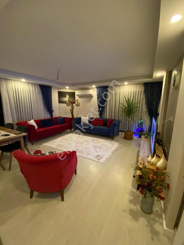 Ada Marka Gayrimenkul'den Aydın Kuşadası İkiçeşmelik 3+1 Havuzlu Sitede Daire