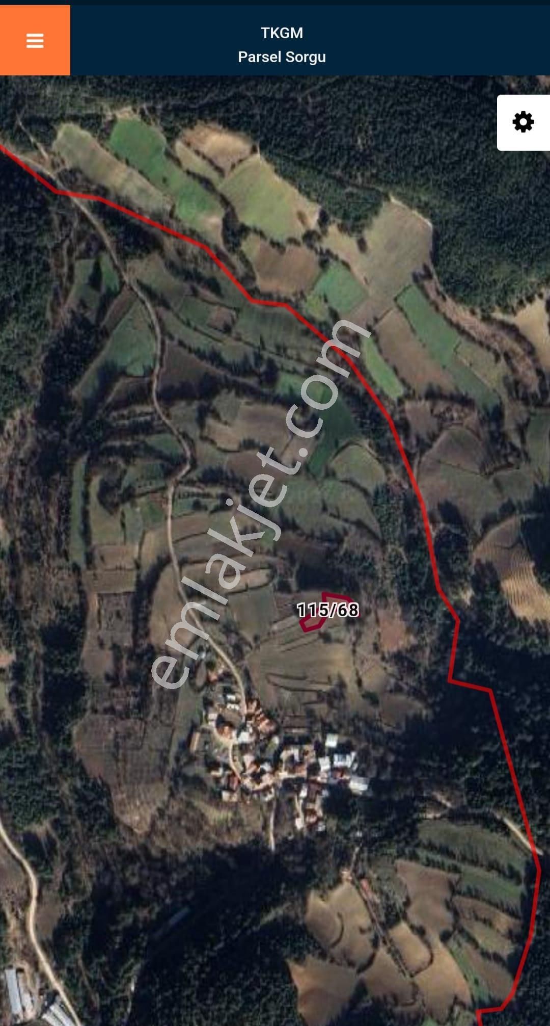 Bolu Merkez Topardıç Köyü Yerleşime Yakın 1180 M2 Tarla
