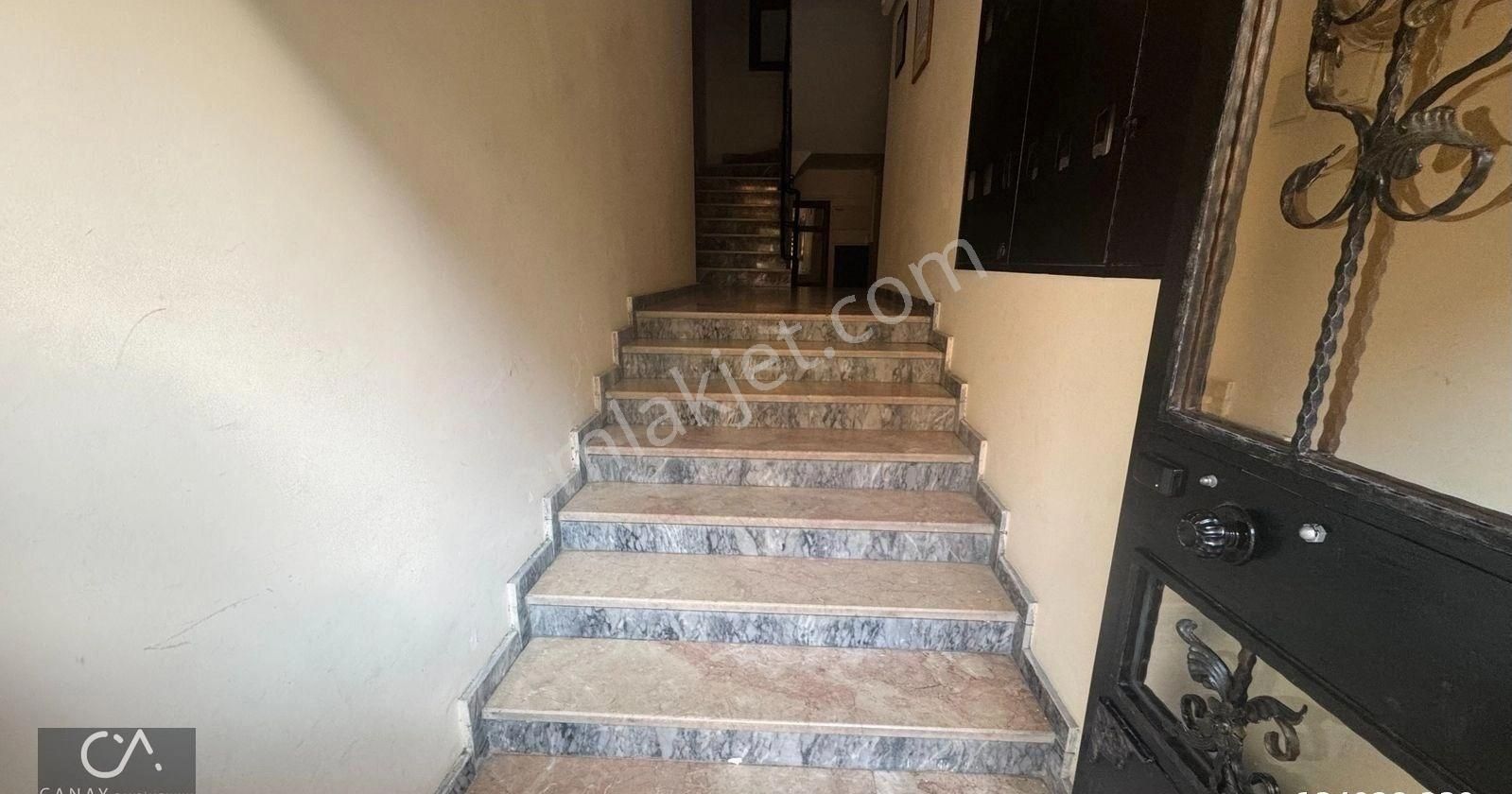 Yenimahalle Çarşı Mh Aras Sk 2+1 95 M2 Yüksek Giriş Ebeveyn Banyolu Satılık
