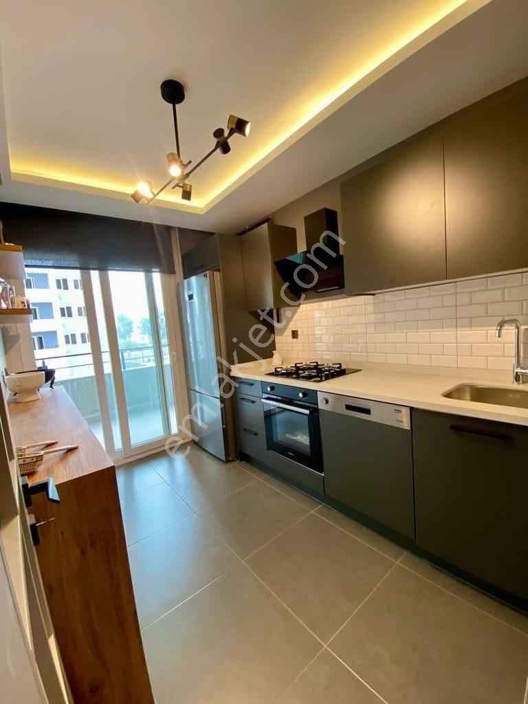 🏡 Yeşiloba’da 7/24 Güvenlikli Havuzlu Sitede Lüks 3+1 Kiralık Daire! 🔑