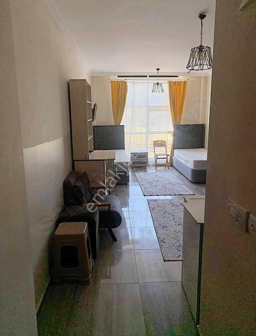 Mavi Durak Yakını Kiralık Depozitosuz Çatı Katı Suit Daireler