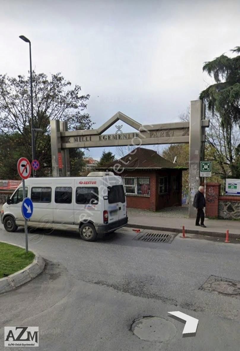 Azmir'den Siyavuşpaşada Satılık 2+1 Genç Binada Daire