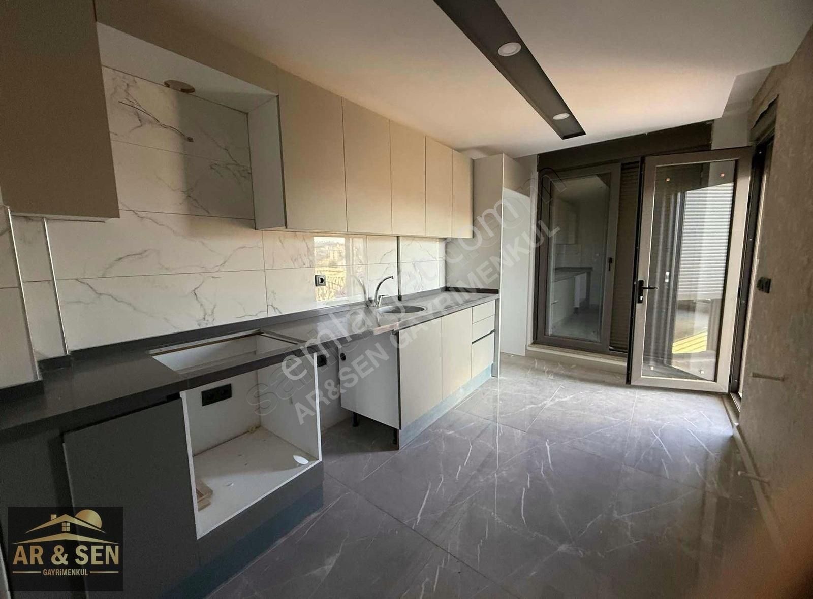 Demirel Mah 2+1 Sıfır Daire Tramvay Dibi Katta Asansörlü - Görsel 23