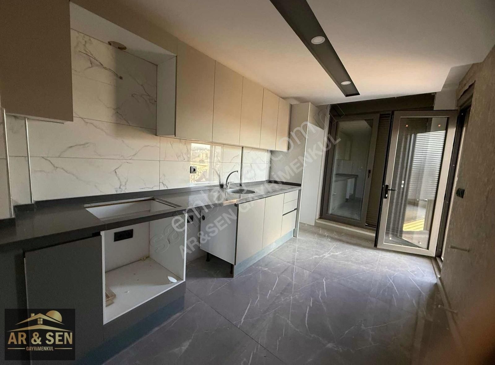 Demirel Mah 2+1 Sıfır Daire Tramvay Dibi Katta Asansörlü - Görsel 6