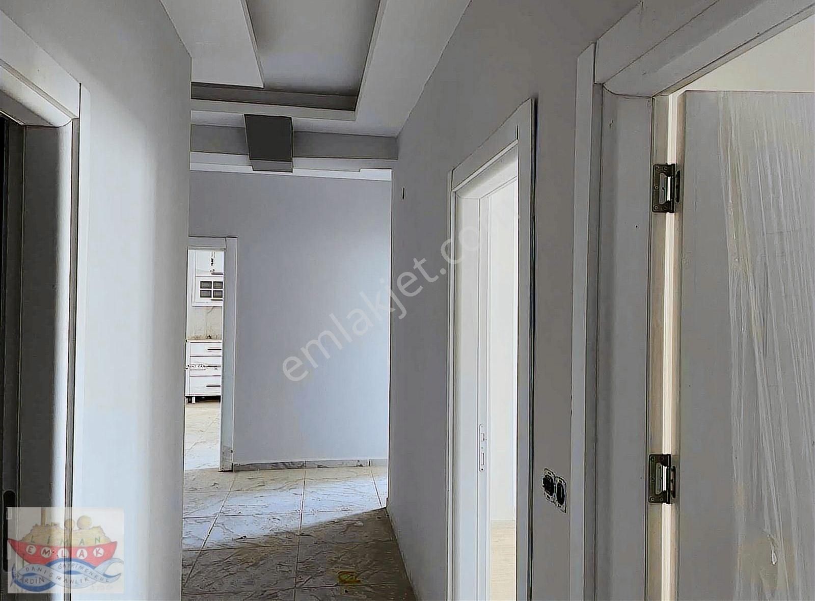 Ravza Caddesi Marsu Yanı Kiralık 2+1 Daire Liman'da