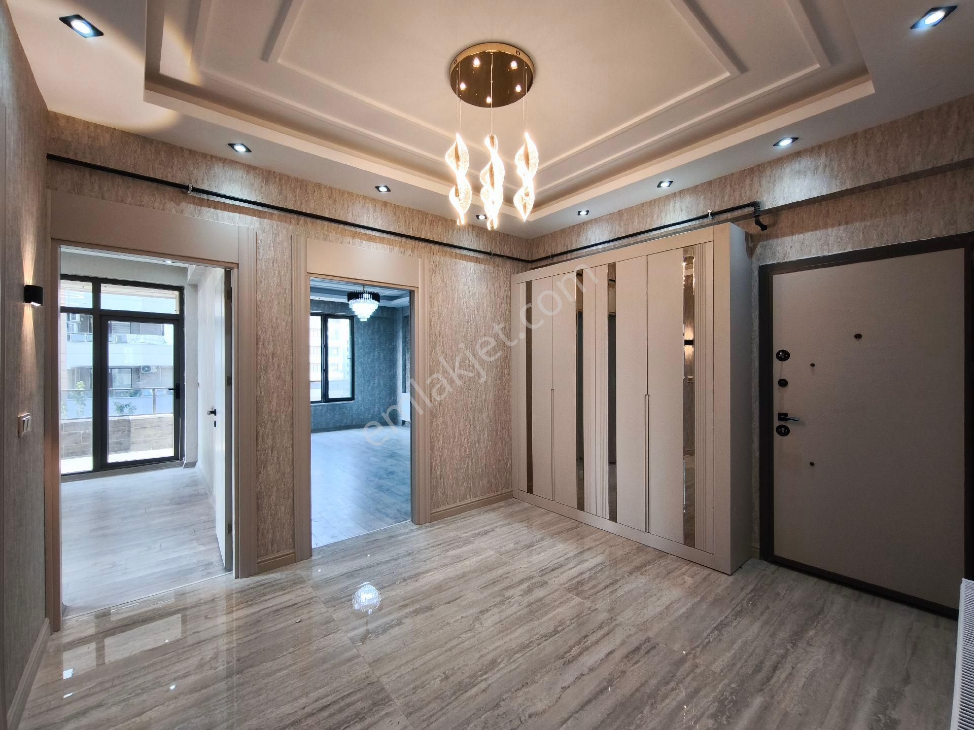Kadir Geylani Emlaktan Karaköprü Narlıkuyuda Kiralık Lüx 3+1 Dairemiz Memur Şartı Vardır