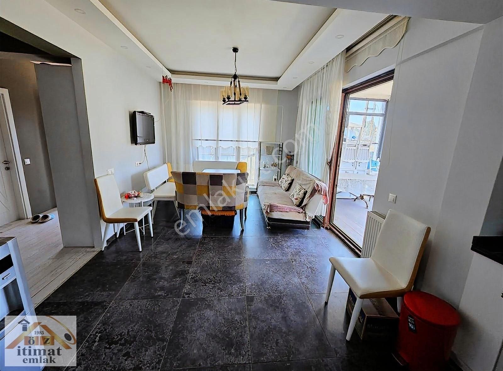 Karşıyaka Cadde Üzeri İki Katlı Müstakil Villa Tarzı Ev - Görsel 25