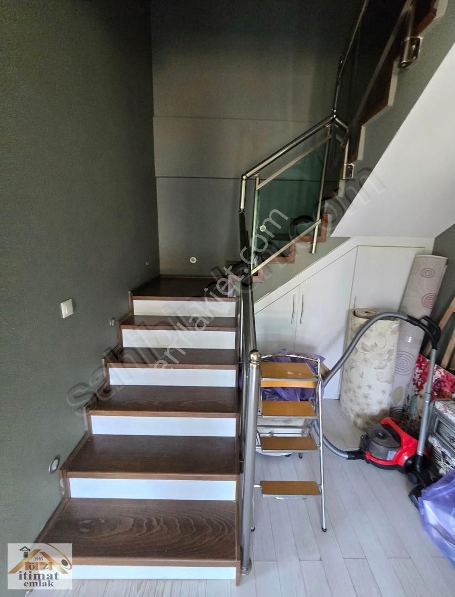 Karşıyaka Cadde Üzeri İki Katlı Müstakil Villa Tarzı Ev - Görsel 7