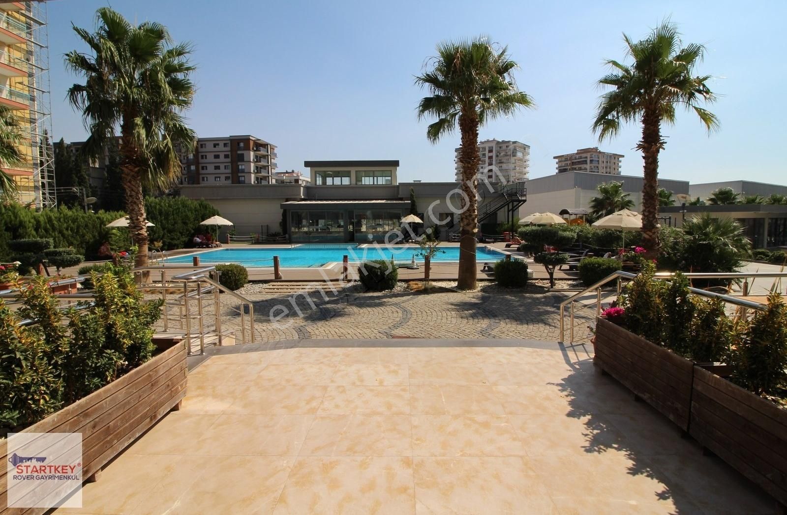 Marka 333 Sitesinde 1+1 Kiralık Eşyalı Havuz Cepheli Daire