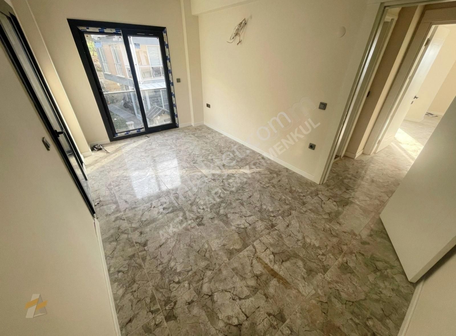 Patlangıç'ta Deniz Manzaralı 3+1 Geniş Satılık Daire - Görsel 5