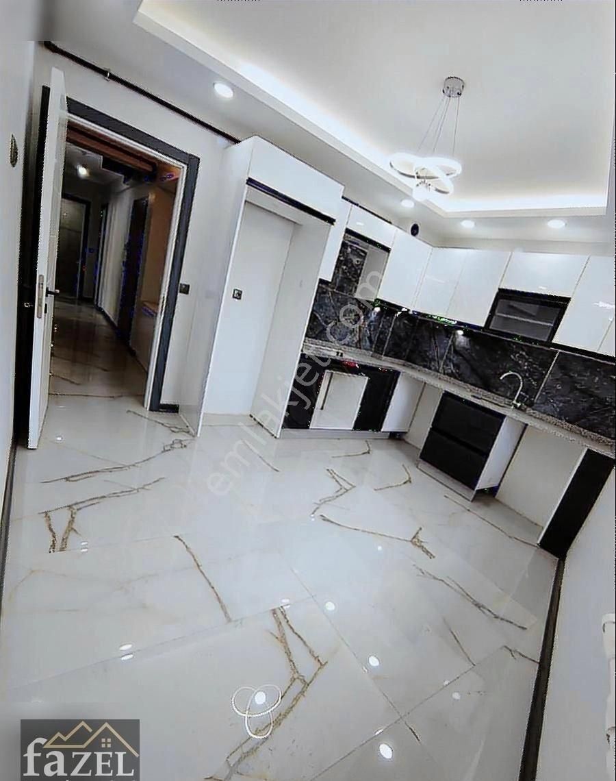 Fazelden Geniş Balkonlu Köşe 2+1