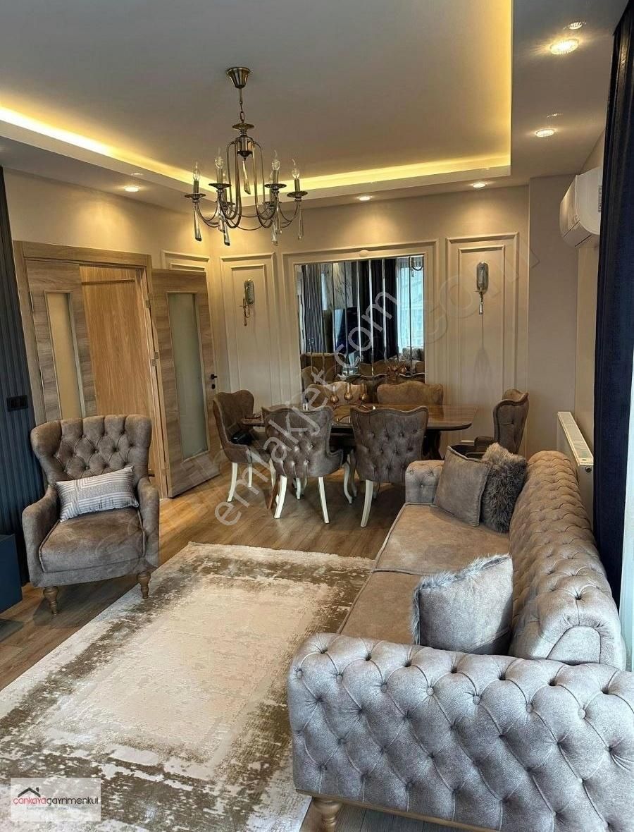 Beyaz Residence'de 4.kat 2+1 Lüks Ebeveyn Banyolu, Çift Balkon