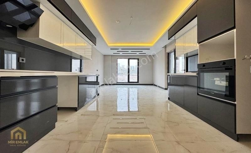 Mir'den Ovacık'ta Ovagrossa Yakın Lux 4+1 Sıfır Site Dairesi