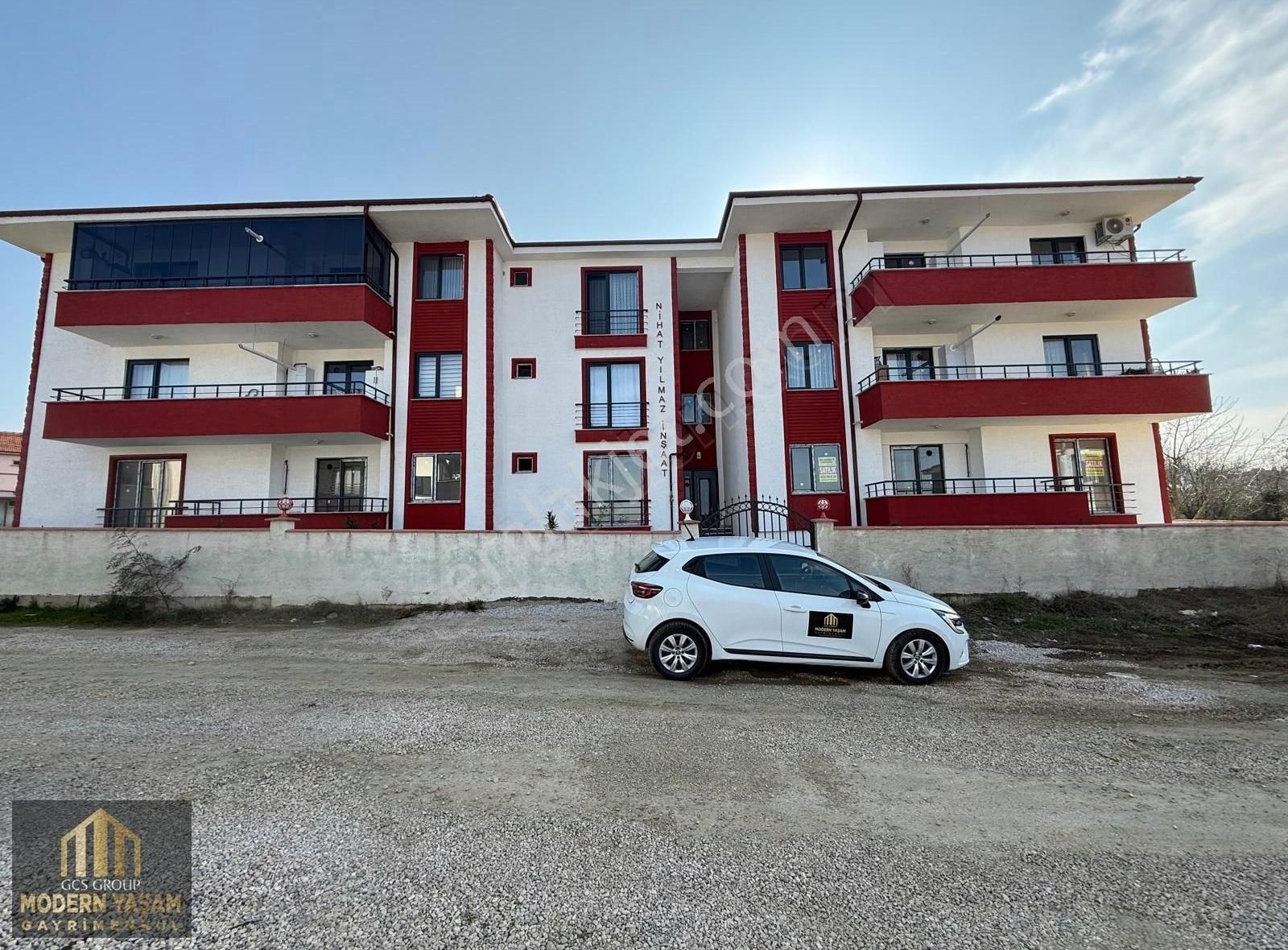 Sakarya Arifiye'de Ebeveyn Banyolu Yerden Isıtmalı Satılık Daire