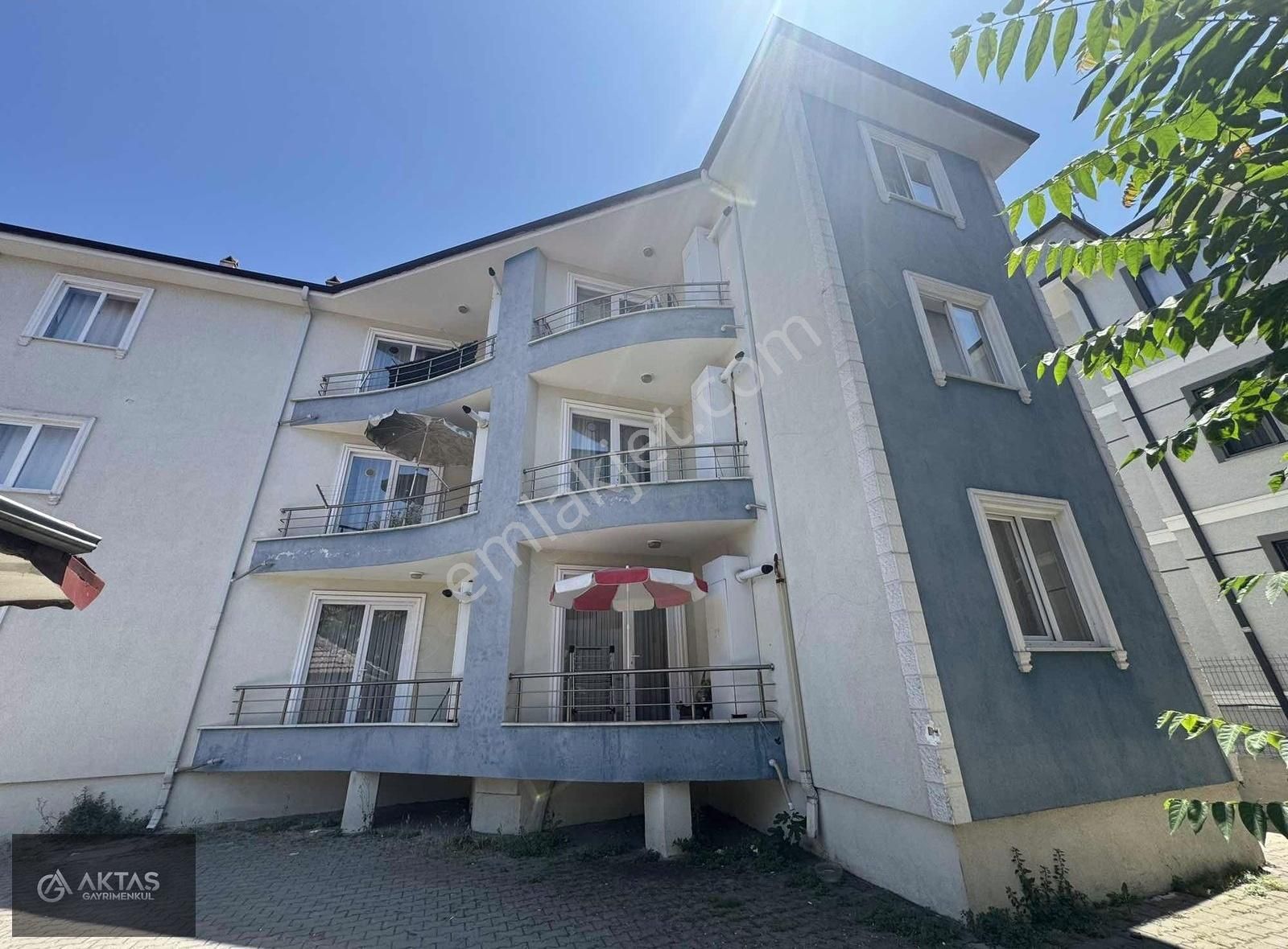 Aktaş Gayrimenkul'den Ozanlar'da Satılık Lux Eşyalı 1+1 Daire