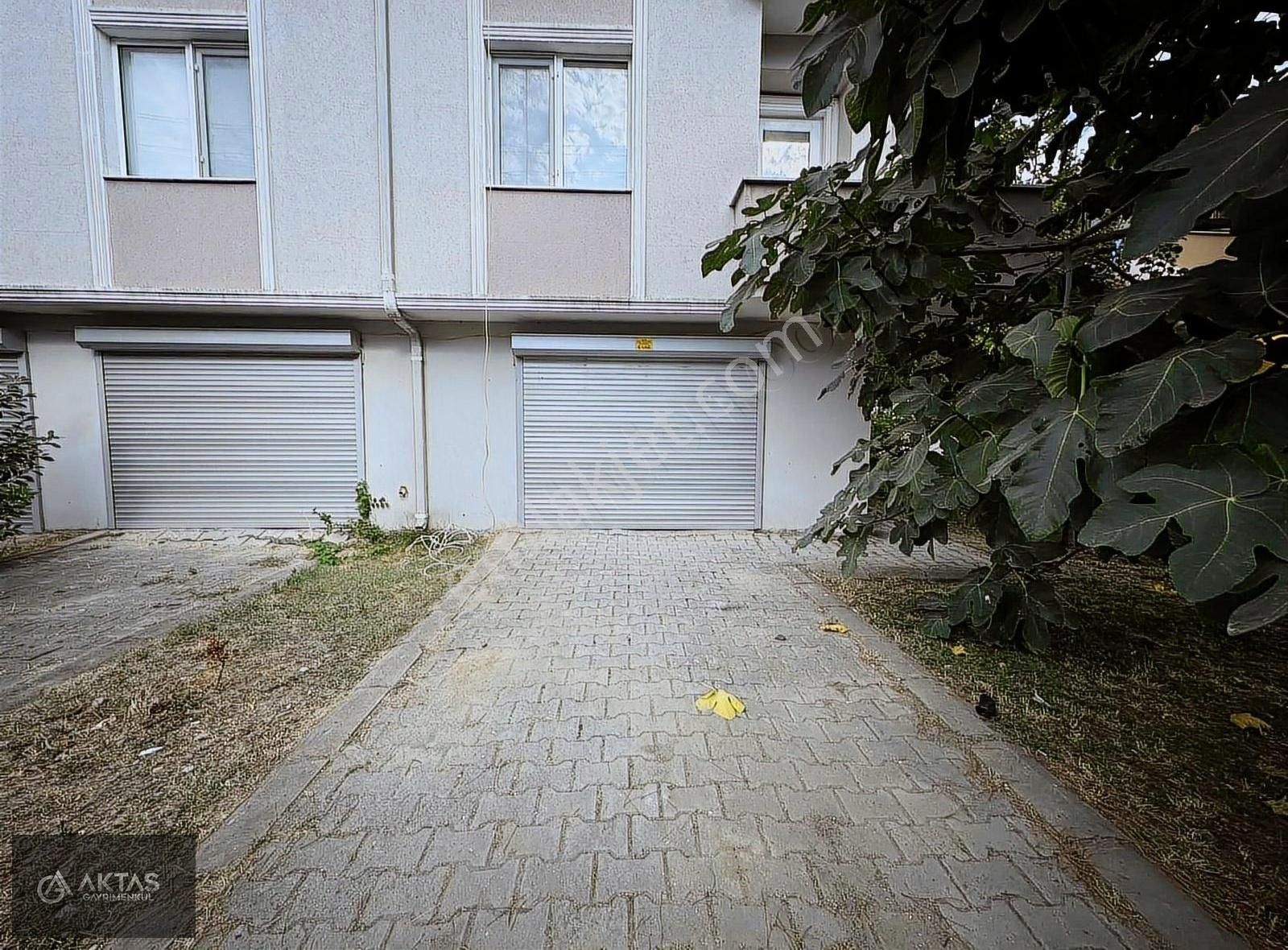 Agora&millet Bahçesi Arkası Kiralık 150 M2 Güvenlikli Depo