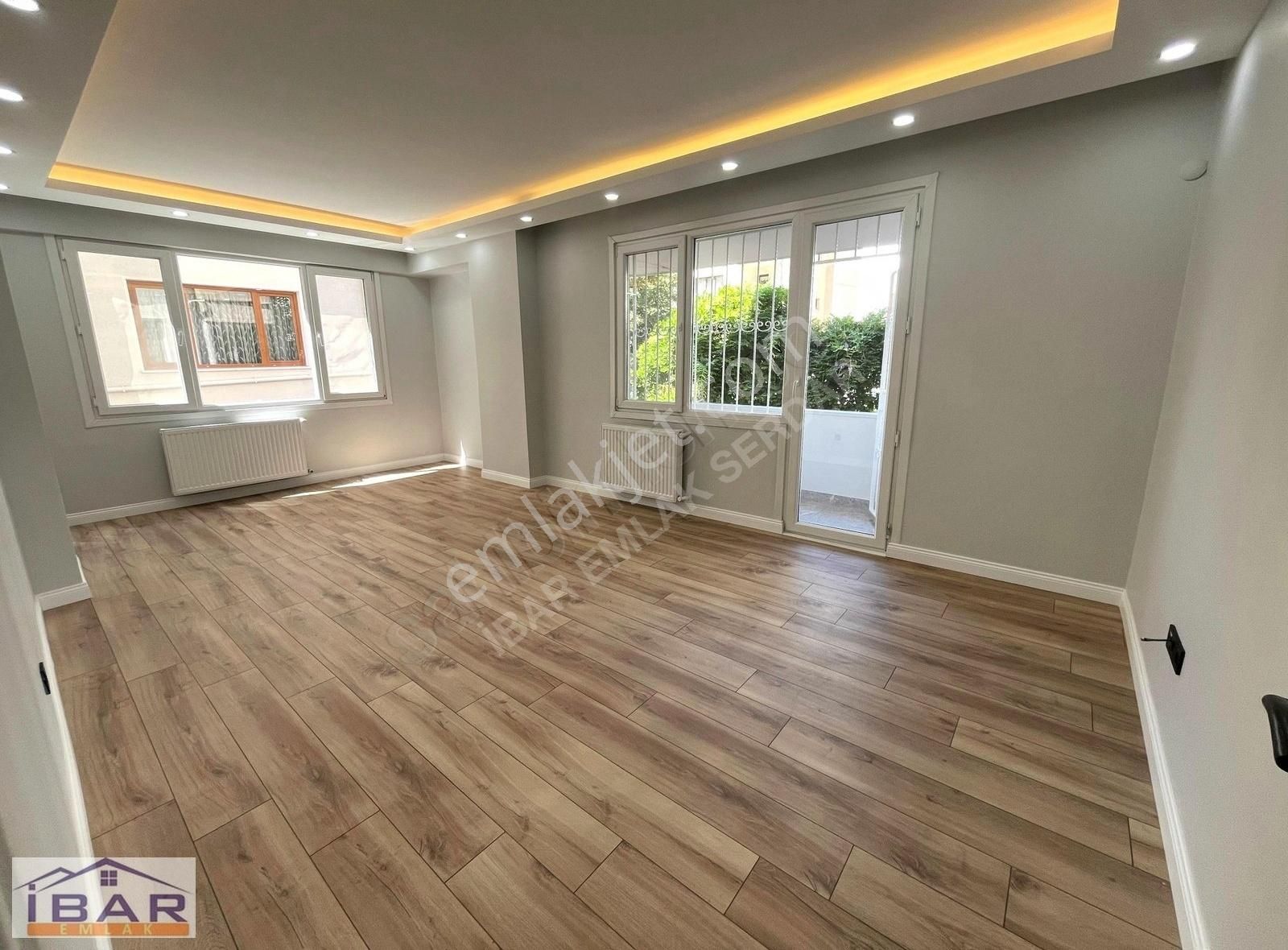 Altıntepe'de Site İçinde Ultra Lüx Yapılı Ön Cephe 120m² Boş 3+1