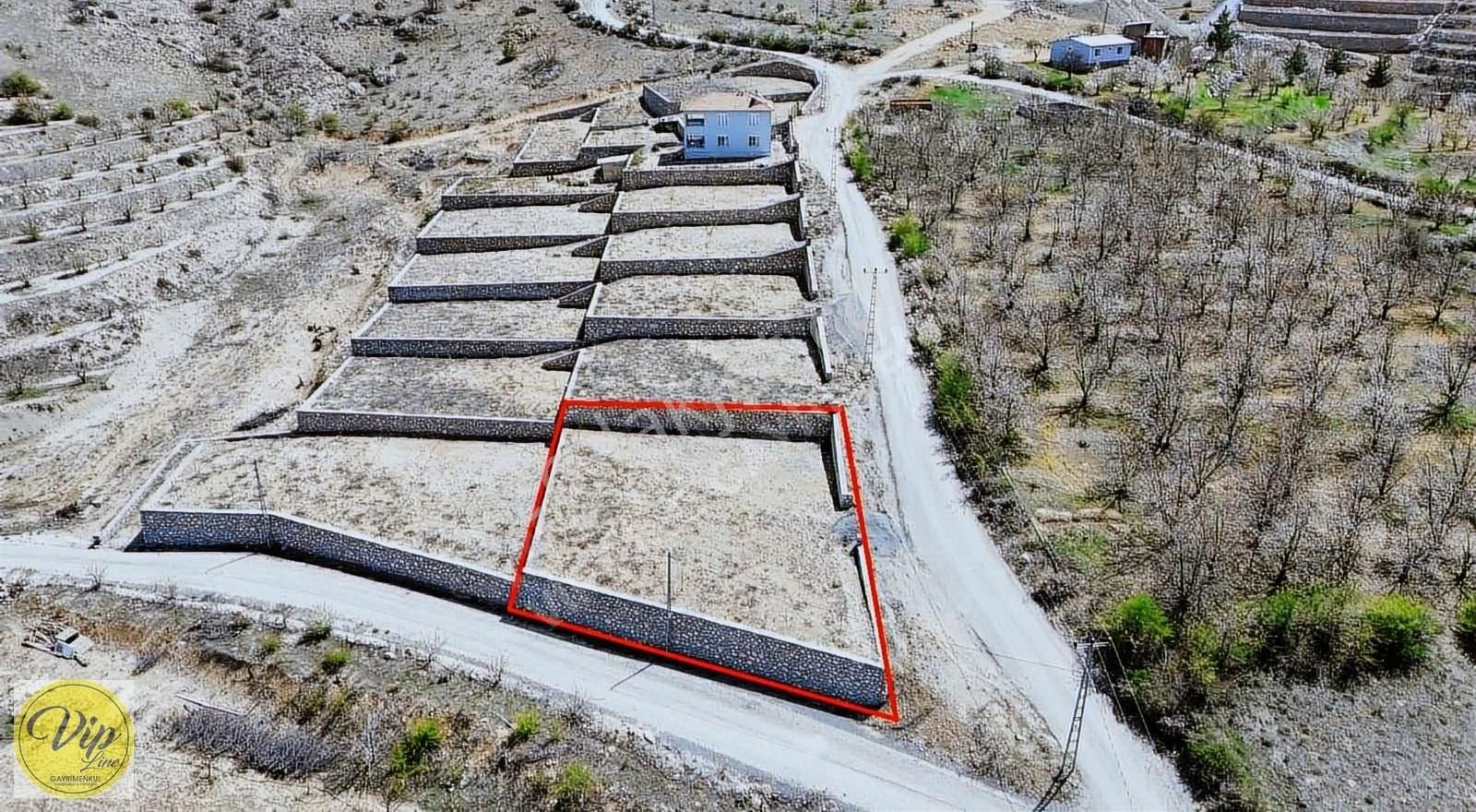 Vip Gayrimenkulden Gündüzbey Toki Üstünde 703 M2 Arsa