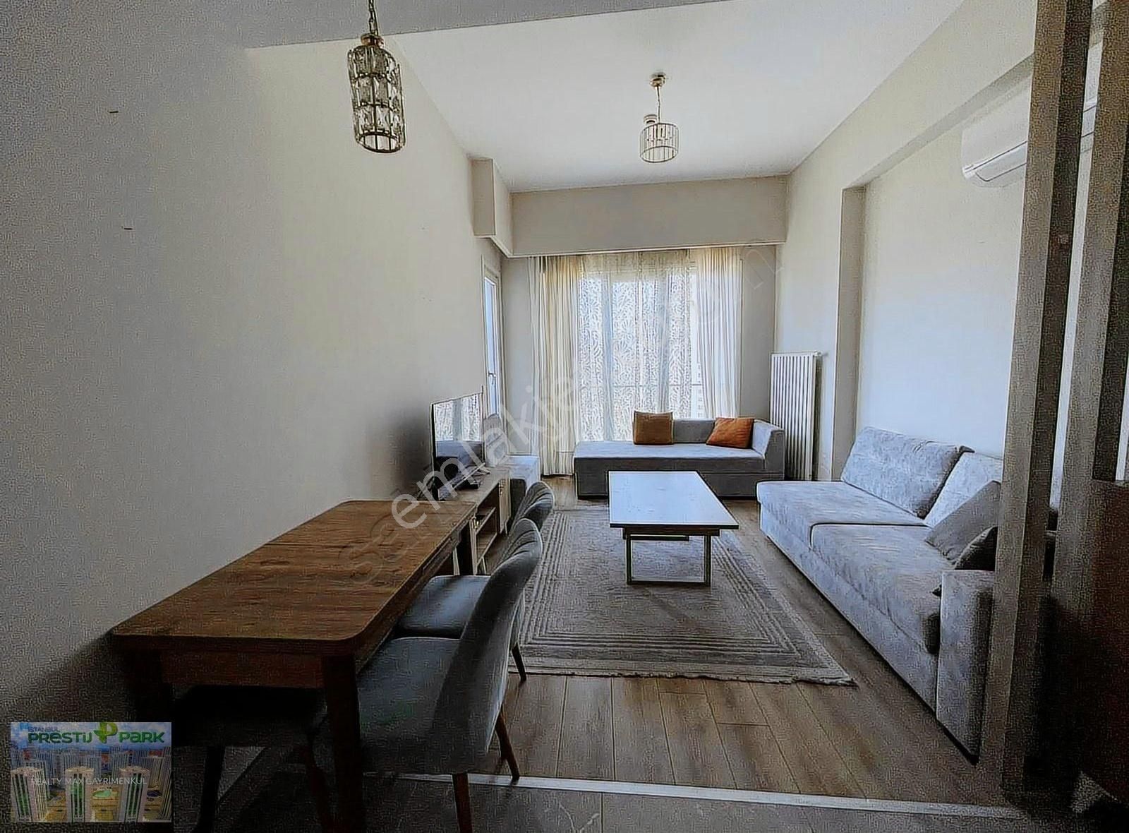 Self İstanbul Sitesi Metrobüse 5dk Full Eşyalı Kiralık 1+1 Daire