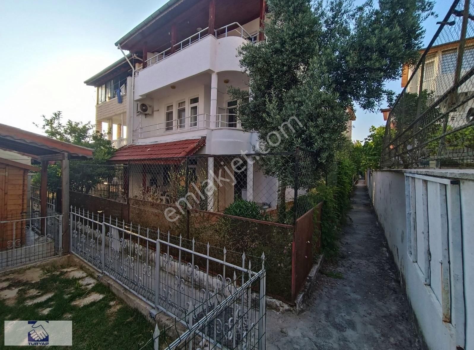 Acil Satılık Villa!! Side Akdeniz Sitesinde Fırsat 5+1